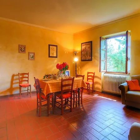 Majestic In With Pool Holiday home Loro Ciuffenna