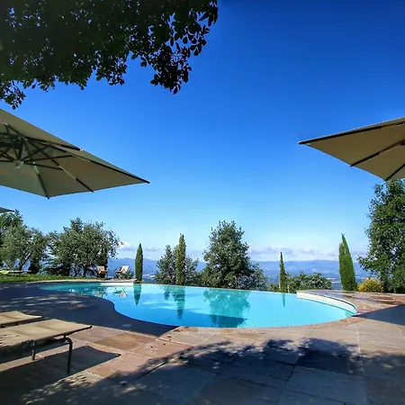 Дом отдыха Majestic In With Pool *